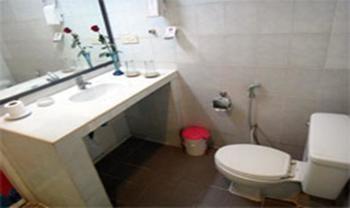 Chit Sayar Hotel Γιανγκόν Εξωτερικό φωτογραφία